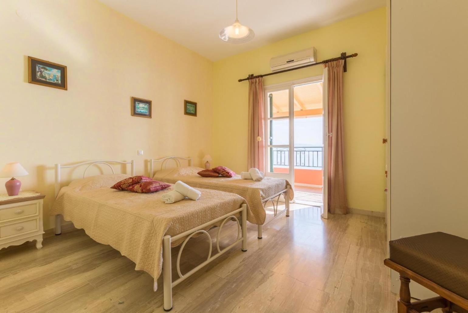 Villa Aris Gimari Ngoại thất bức ảnh
